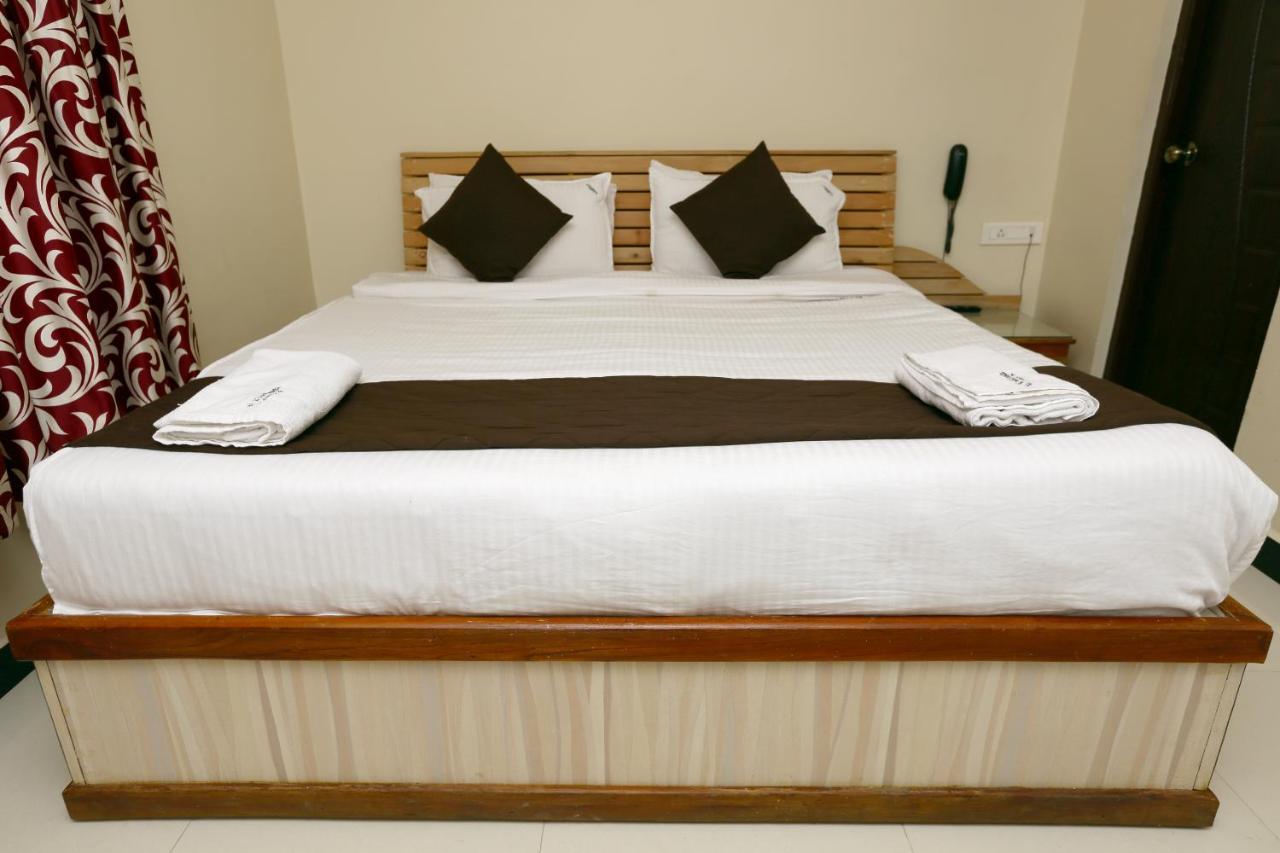 מלון אוטי Al Woodlands Residency מראה חיצוני תמונה
